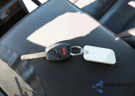 2011 Honda Ridgeline Rtl z USA, uszkodzony, nr VIN 5FPYK1F56BB001137